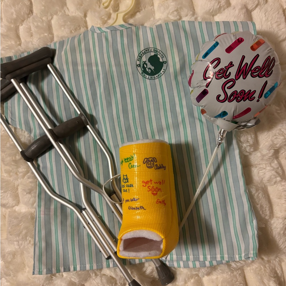 American Girl Hospital Gown & ID Bracelet, Crutches and Cast for 18”inch Doll